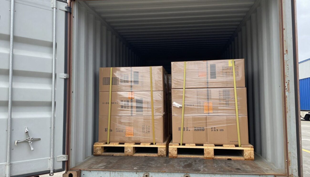 Container loading process for Nutella wholesale export to Hong Kong market